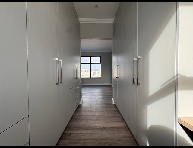 4 BEDROOM FREEHOLD FOR SALE IN SANDOWN
